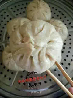 Pink egg fragrance buns