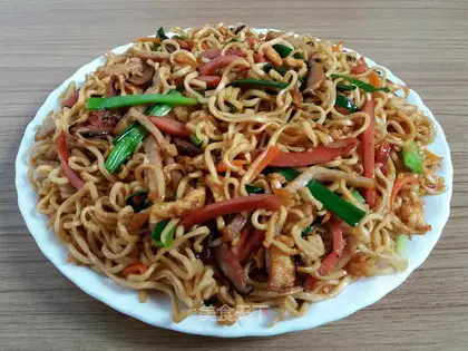 Fried noodles