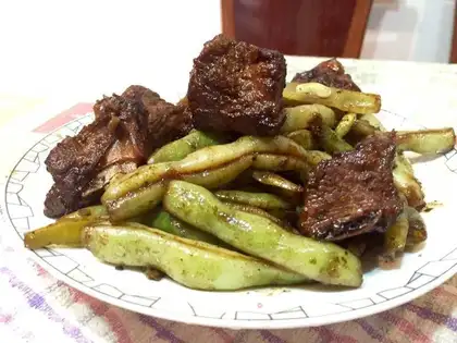 Bean roasted ribs