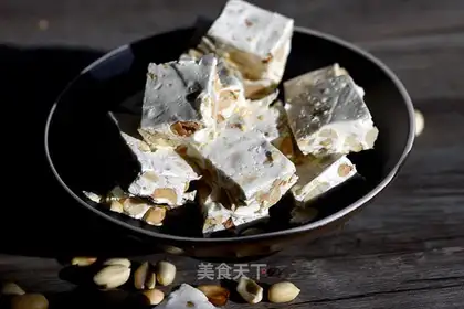 Cow Rolling Sugar