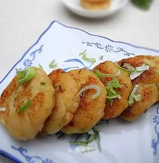 Fried vegetable shrimp pancakes