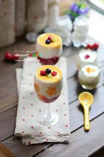 Fresh fruit moose