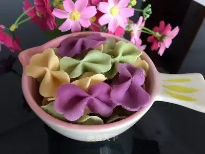 Butterfly noodles