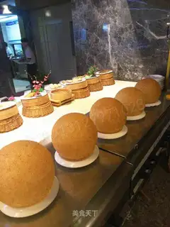 Empty weed ball