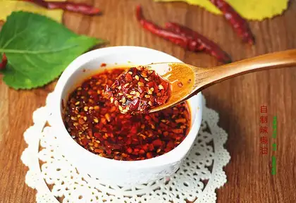 Homemade pepper oil