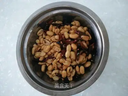 Drunk peanuts