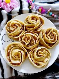 Creative pasta rose pack