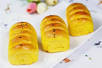 Pumpkin coconut bread