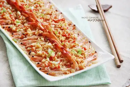 Garlic fan steamed shrimp