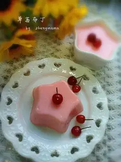 Strawberry pudding
