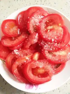 Sugar with tomatoes