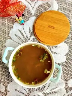 Red and green bean scrawny soup