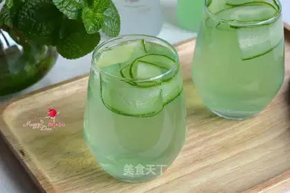 Kang Guang Qi drink cocktails