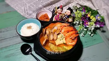 Korean seafood soup
