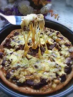 Black pepper beef potato mashed pizza