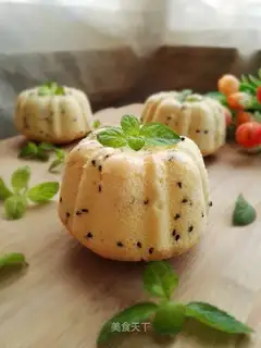 Black sesame ricin cake
