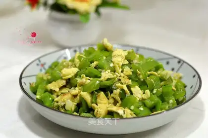 Eggs and peppers