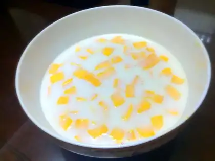 Coconut mango simil