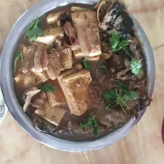 Soy sauce and bouquet