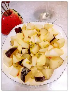 Classic fruit salad