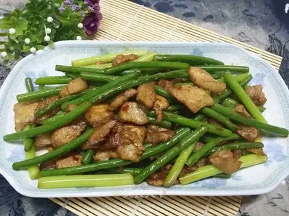Garlic fried meat