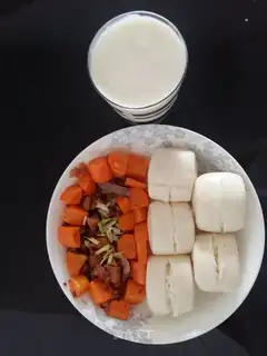 Two short breakfasts