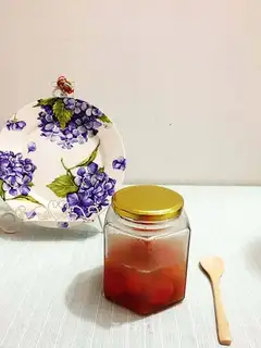 Plum tomato