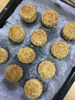 Lian Yong Mooncake