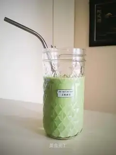 A juicy banana shake