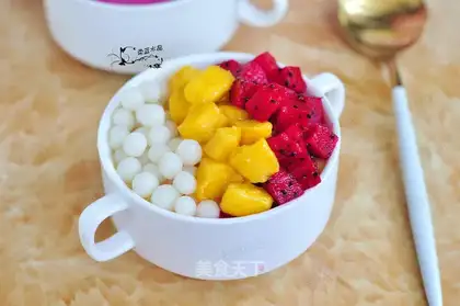 Little circle of fruit