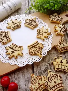 Crown cookies