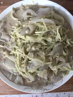 cucumber with green bean skin