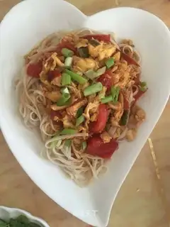 Tomato fried eggs