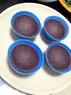Purple rice cake