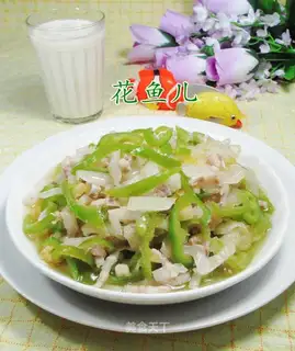 Spicy pork sauerkraut