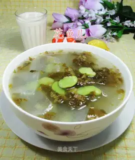 Snow pickles, bean soup