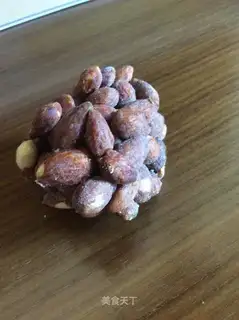 Sugar almonds