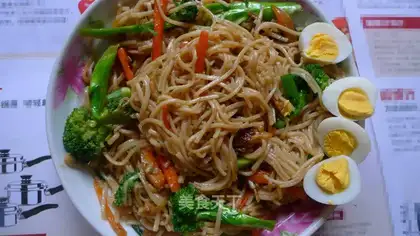 Family fried noodles