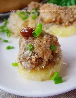 Steamed pork ribs with soy sauce powder