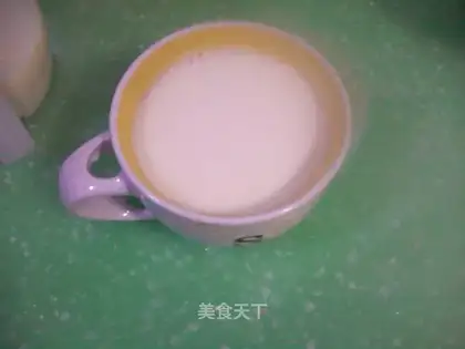 Homemade soy milk