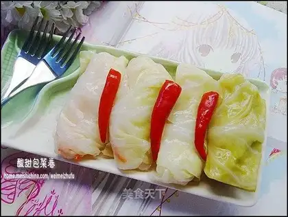 Sweet and sour cabbage roll