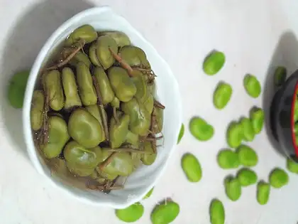 Herbal broad bean