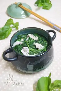 Chili leaf meat slices soup
