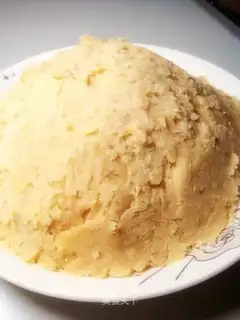 Lotus paste filling