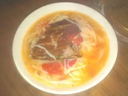 Tomato ribs noodles