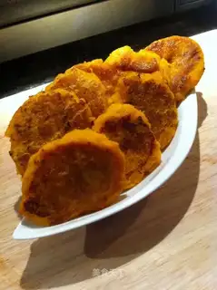 Fragrant fried milk pumpkin pie
