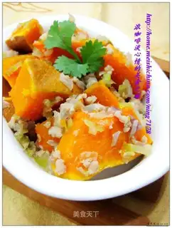 Braised pumpkin in microwave oven