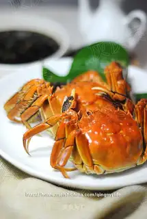 Steamed hairy crab