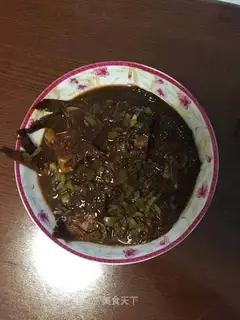 They burn flat fish in the house