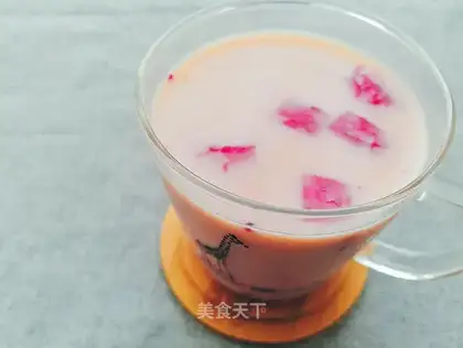 Cold milk tea